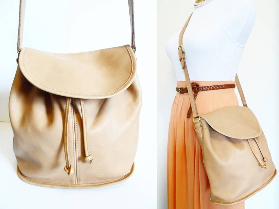 Vintage Coach Tan Shoulder Pouch, Drawstring Bucket Bag Brown Leather Messenger Hipster Crossbody Purse Saddle Hobo Large Satchel