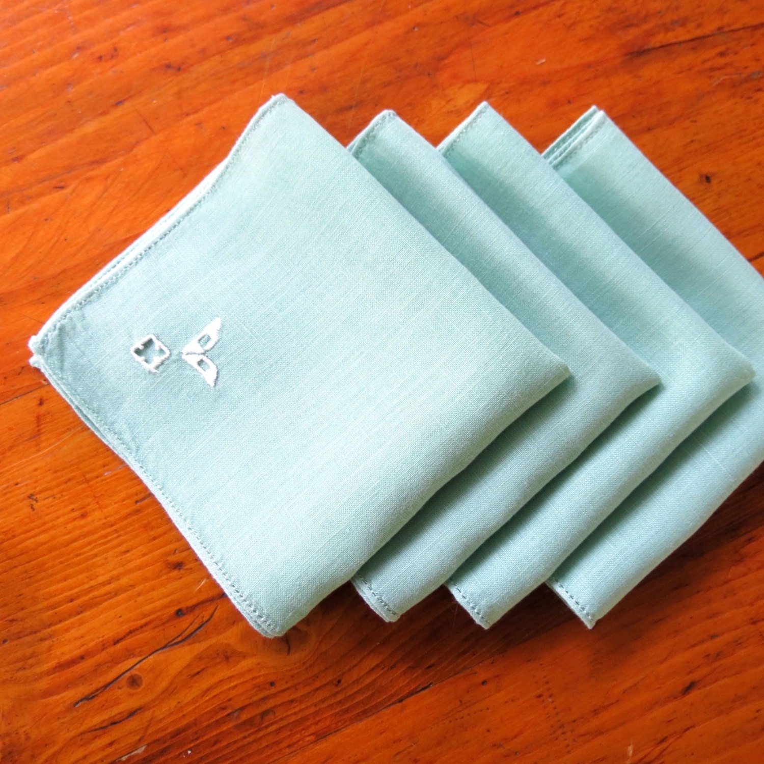 Vintage Napkins Linen Cocktail Lunch Jadeite Green Four 4 Cutwork Embroidery
