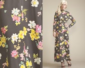Stunning Vintage MAXI Rose Floral PRINT Maxi Dress // Gray