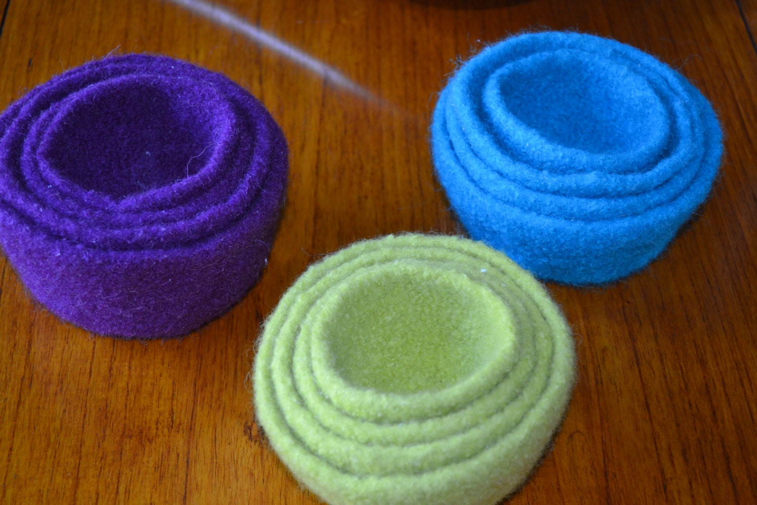 Handmade felted nesting bowls (set of 4 bowls)