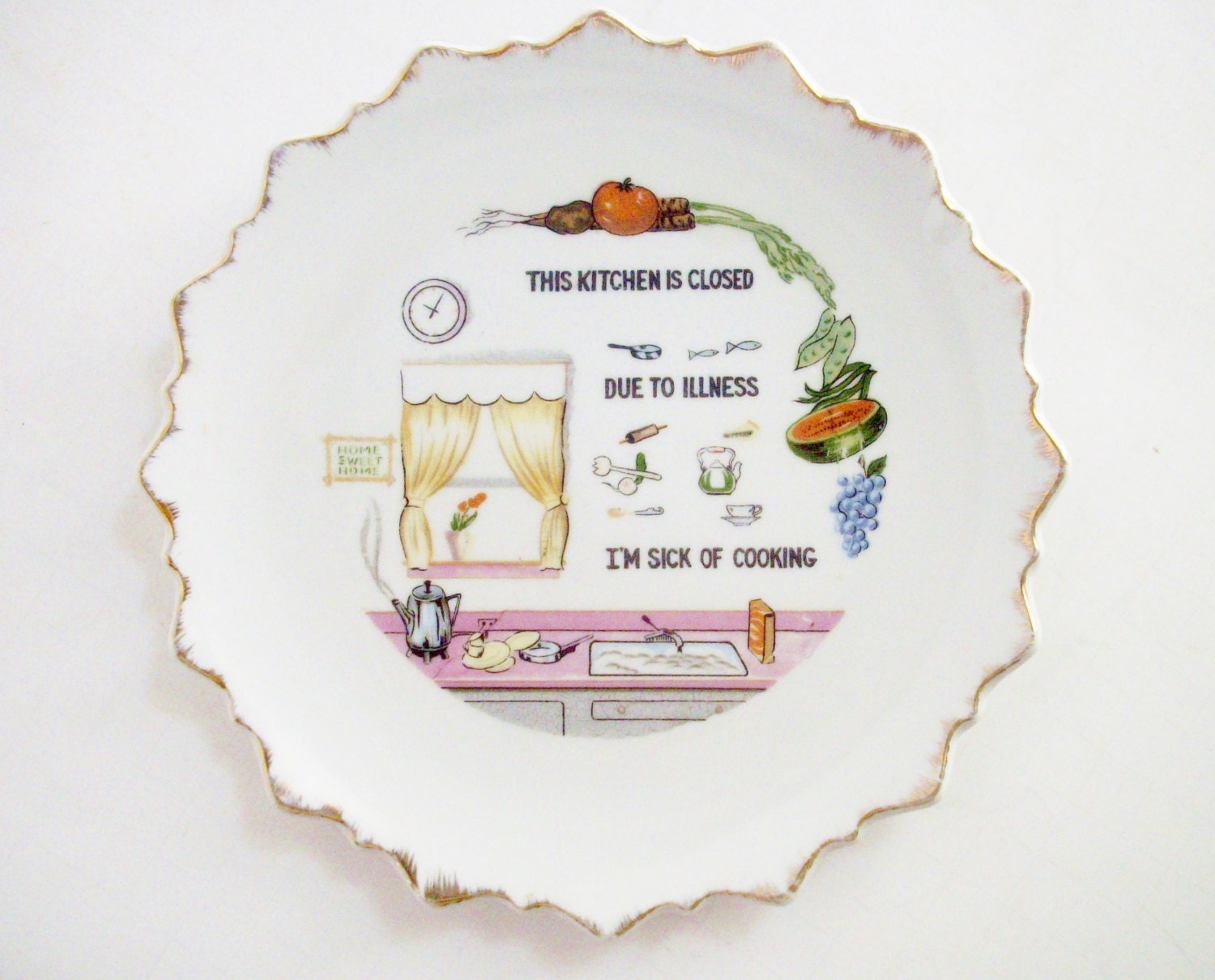 Vintage "Kitchen Closed" Porcelain Plate Wall Hanging Decorative
