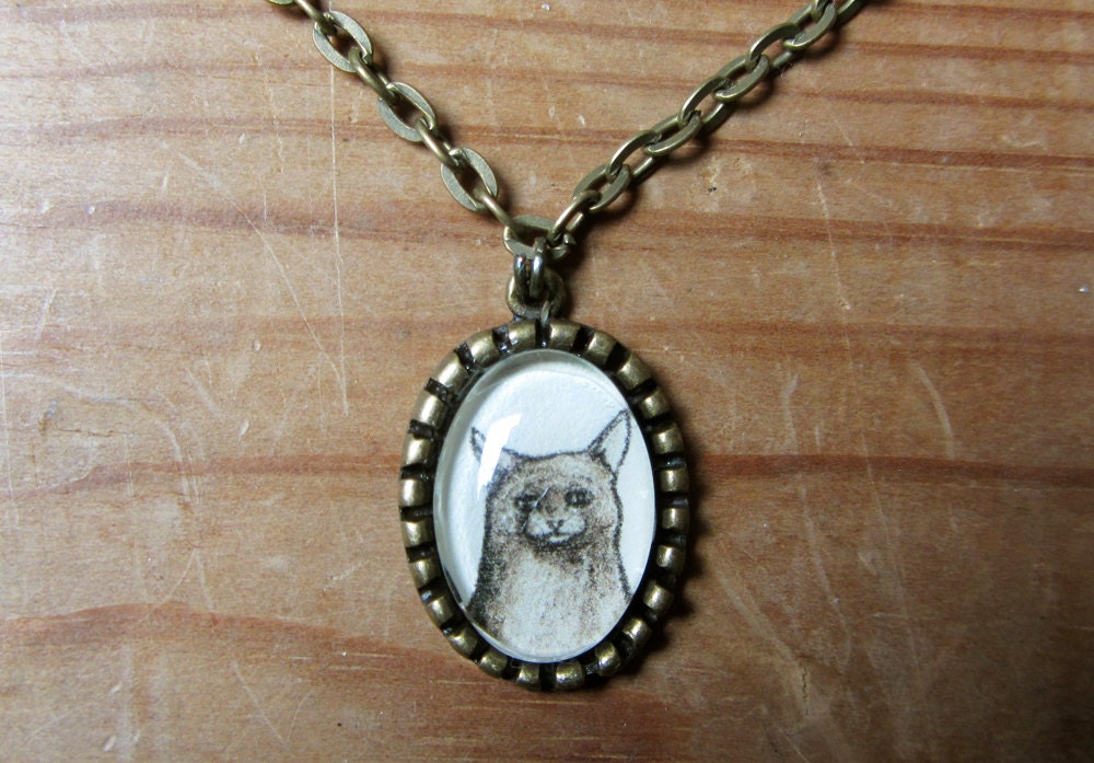 Velvet Cat Face pendant - Cat portrait