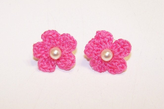 Crochet, Flower, Earrings, Bright, Pink, Forget Me Nots, Vintage, Swarovski, Cream, Pearls