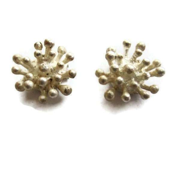 Silver  Flower Stud Earrings , Tiny Silver Studs, Starburst Earrings