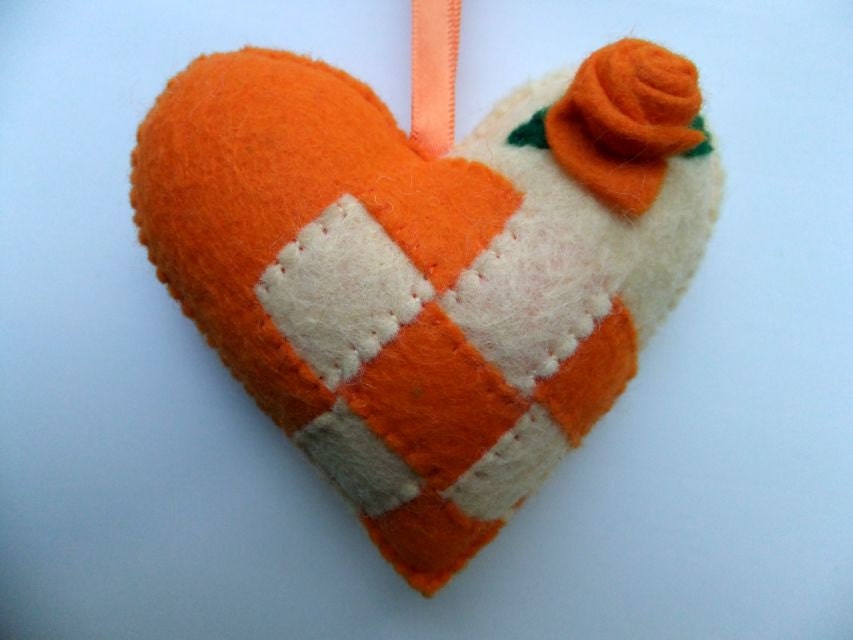 Felt Christmas Scandinavian Love Heart Swedish Norwegian Danish Check Valentines Wedding hanging ornament decoration Orange Pastel Cream