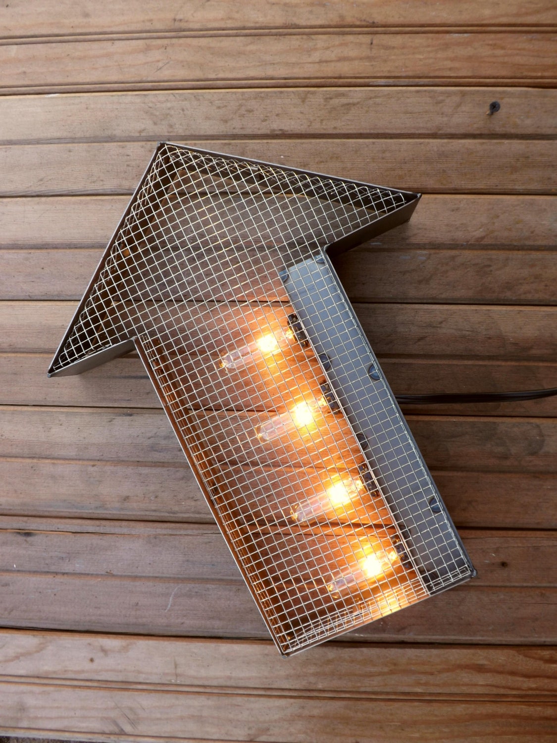 Steel arrow wall sign steampunk light