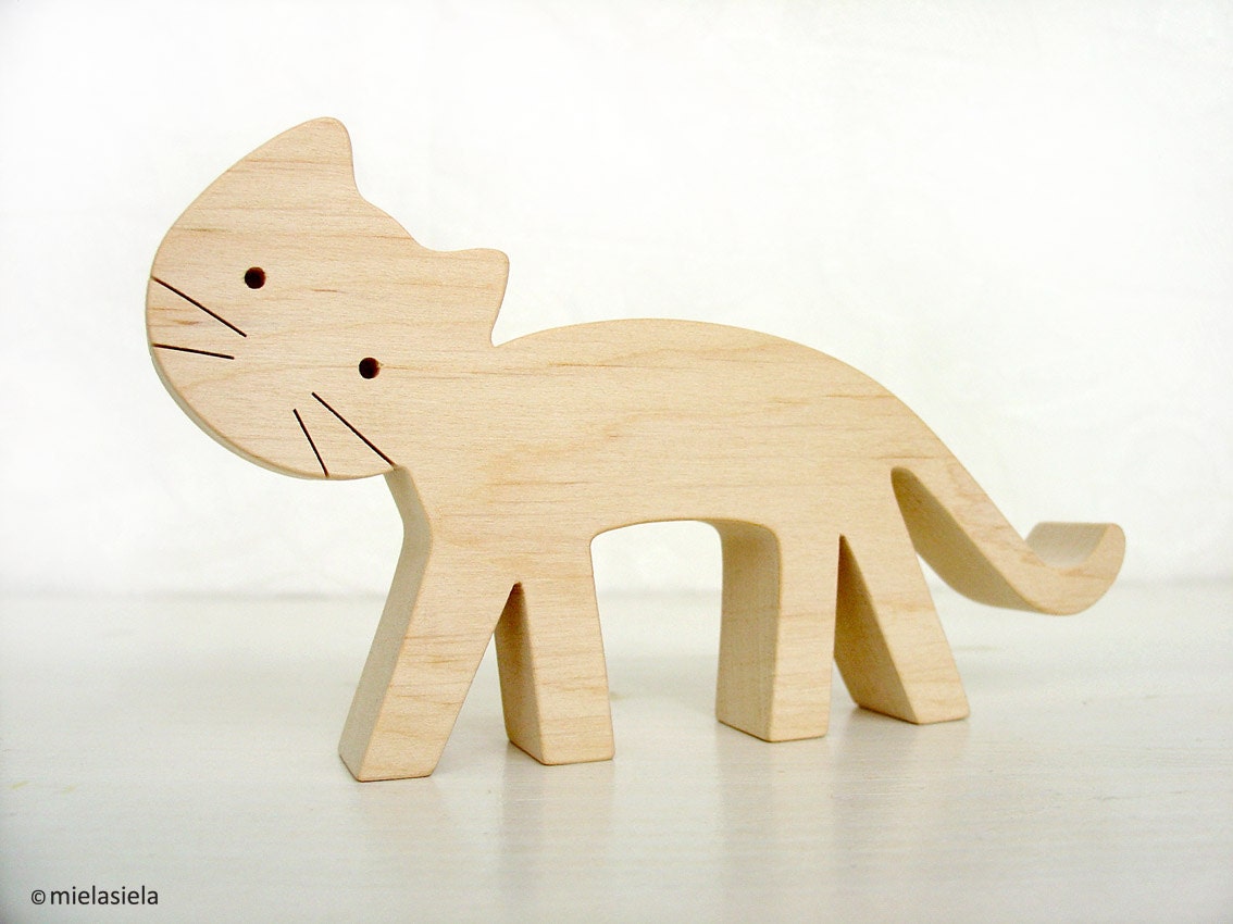 Wooden cat  - Wooden figurine - Home decor - Handmade - mielasiela