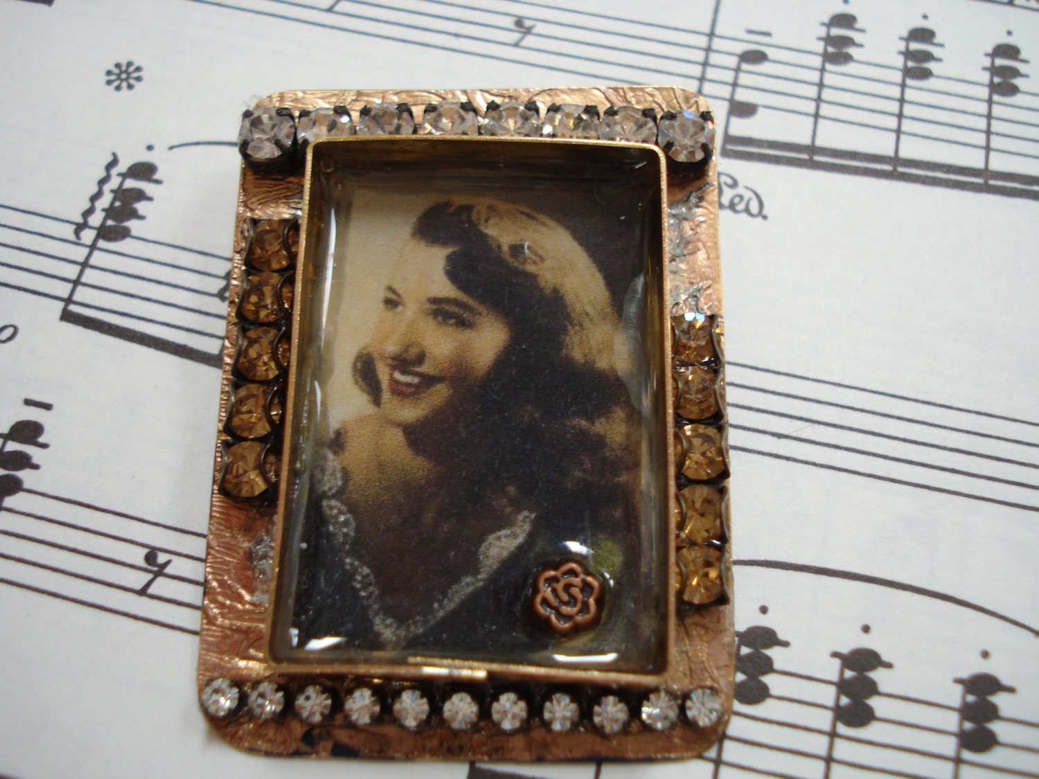 Custom Photo Rhinestone Brooch/Pendant