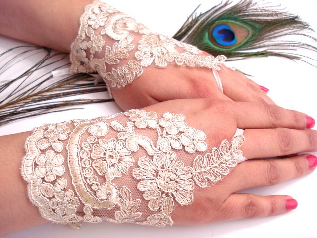 Wedding Gloves, Champagne Lace gloves, Fingerless Gloves, Champagne wedding, cuffs, wedding cuffs, bride, bridal gloves, Bridal cuffs