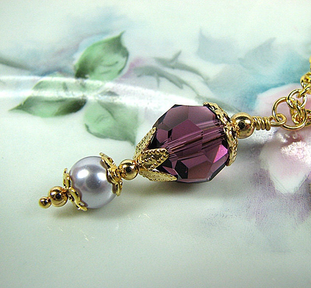 Bridesmaid jewelry Purple bridesmaid necklace Lavender Swarovski pearl and crystal single strand necklace Prom wedding bridal Beaded jewelry