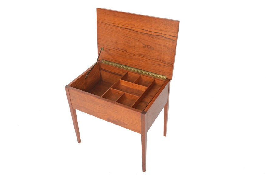 Adorable Danish Modern Mid Century Sewing Box in Teak