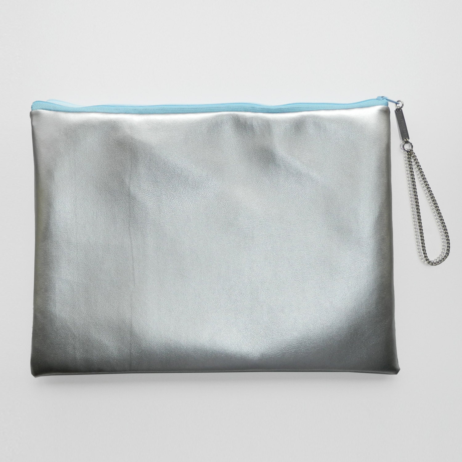 Mint Pink portfolio metallic silver clutch bag 0X23