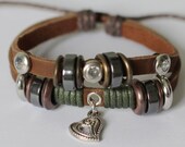 060 Brown leather bracelets, handmade hanging delicate heart-shaped pendant jewelry for couples to wear, as a gift of love