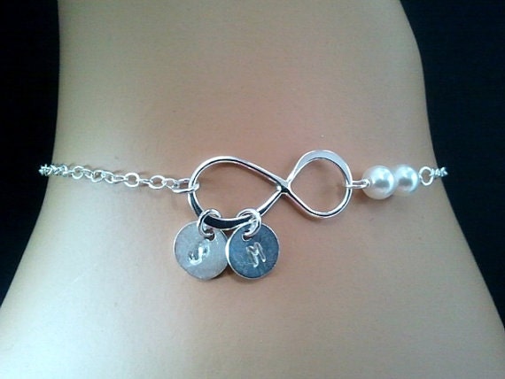 Infinity love, PERSONALIZED INITIAL ,graduation bracelet - Friendship, Infinity Bracelet, Initial Bracelet,Bridesmaid Jewelry