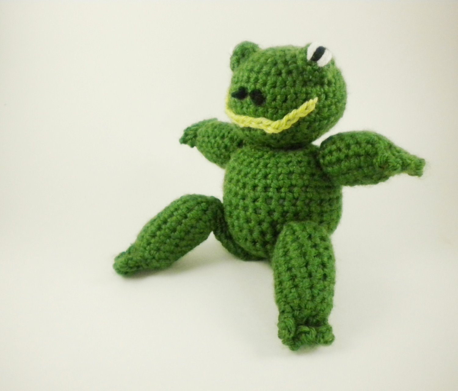 Crochet Frog Stuffed Animal in Forest Green - Plush Toy for Little Boys and Girls - Great Gift for Babies and Children - Woodland Frog Doll