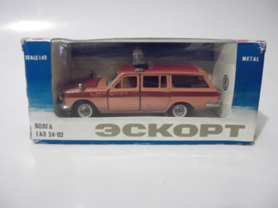 Soviet GAZ Volga Aeroflot Airport Car made in USSR 1:43 scale