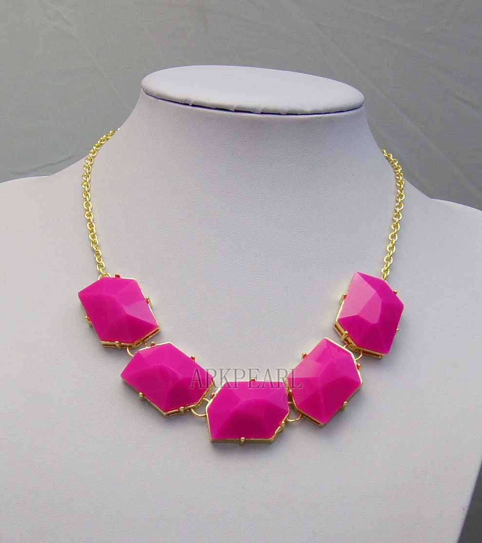 rosy bubble necklace,beadwork necklace,Beaded Jewelry,bib necklace,statement necklace,pendant necklace with chain