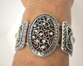 Black and Silver Metal and Faux Diamond Stretch Bracelet