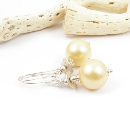 Pastel yellwo earrings , Sea Shell pearl , sterling silver jewelry