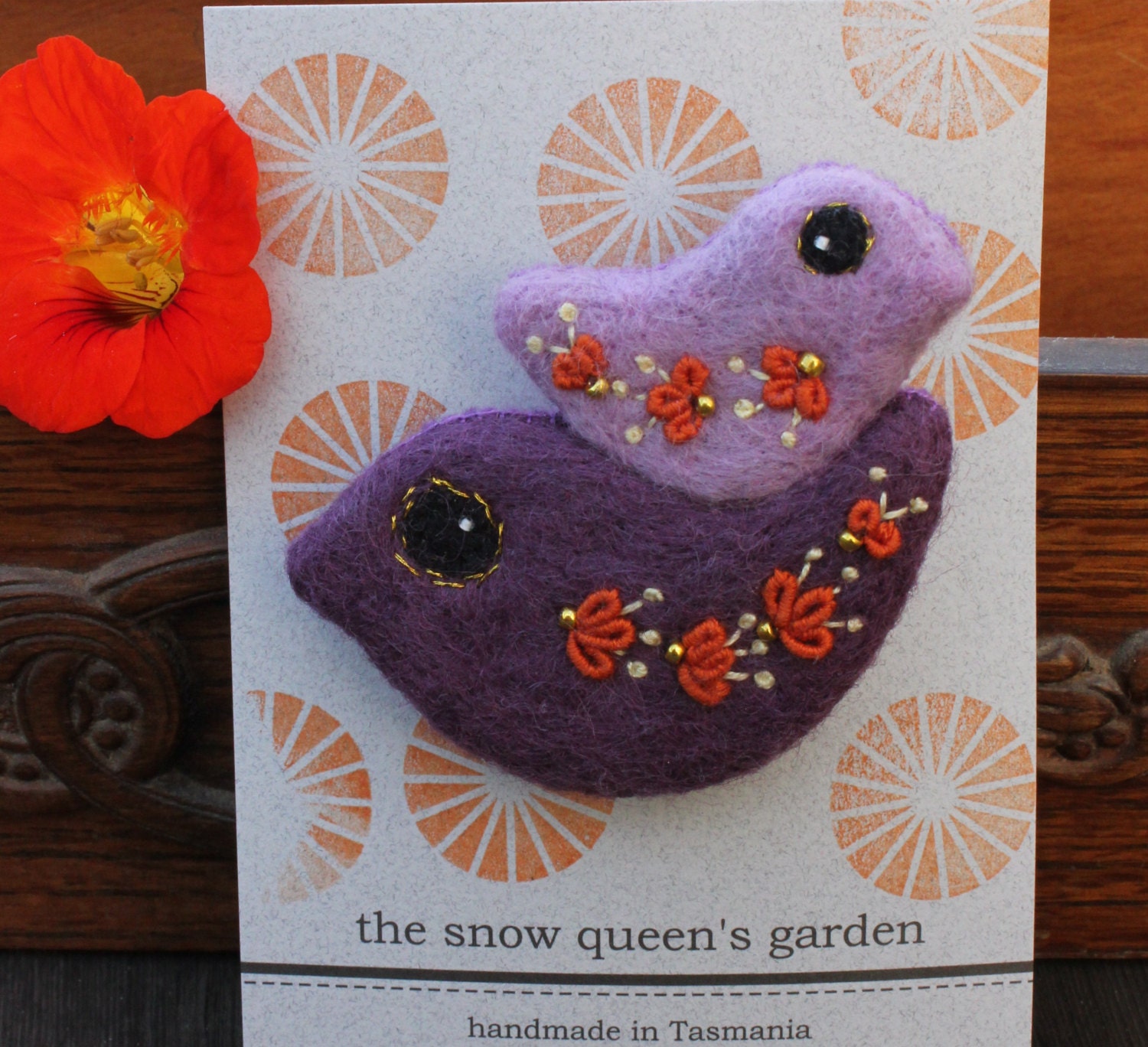 Bird Brooch - Mother's Day gift, Needle felt and Hand Embroidery