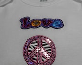 BABY ONESIE APPLIQUE Love Peace Gerber 12 Month Childrens Babies Toddlers Clothing Wearables Gifts