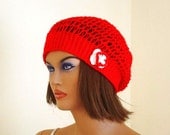 Knitting womens beret, hat, with a crochet flower, gift for her, mothers day gift,  Ready to ship - Free shipping