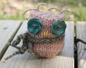 Knitted Olive The Owl