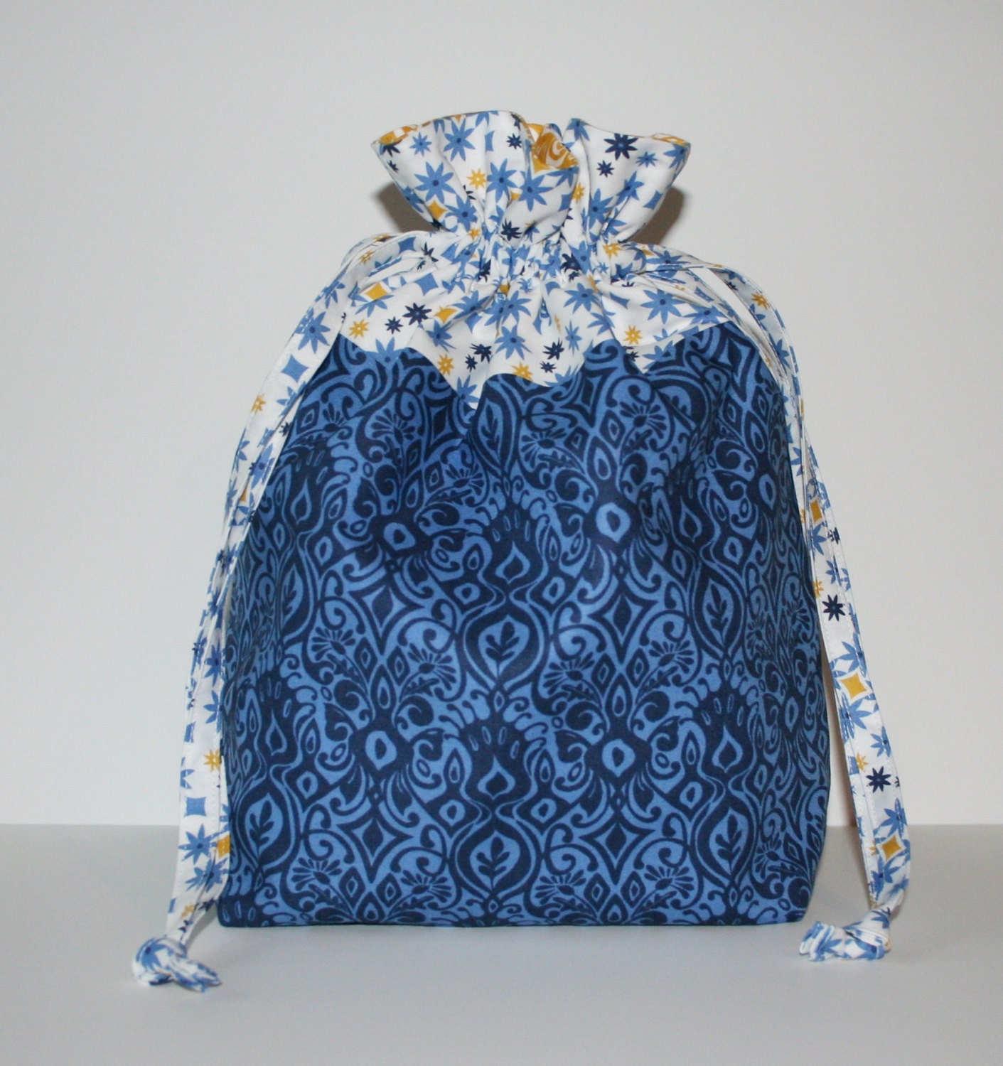 Medium Knitting Project Bag - Drawstring Bag with Interior Pockets - Kate Spain's "Cuzco"