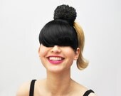 UTHA black pom-pom hair bobble / hair accessories