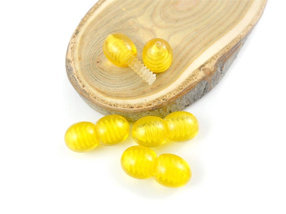 5 pice SCREW CLASPS - Plastic - citrine - fastened to the amber