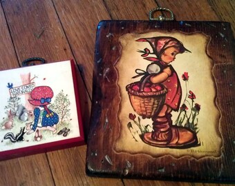 Vintage Plaques Wall Decor Pictures 1970s- Holly Hobbie like
