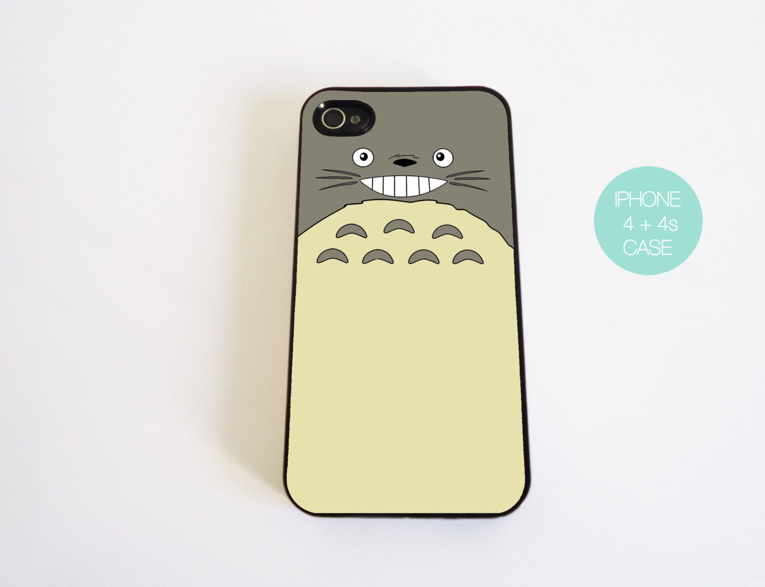 Happy Totoro case for iPhone 4 and iPhone 4S