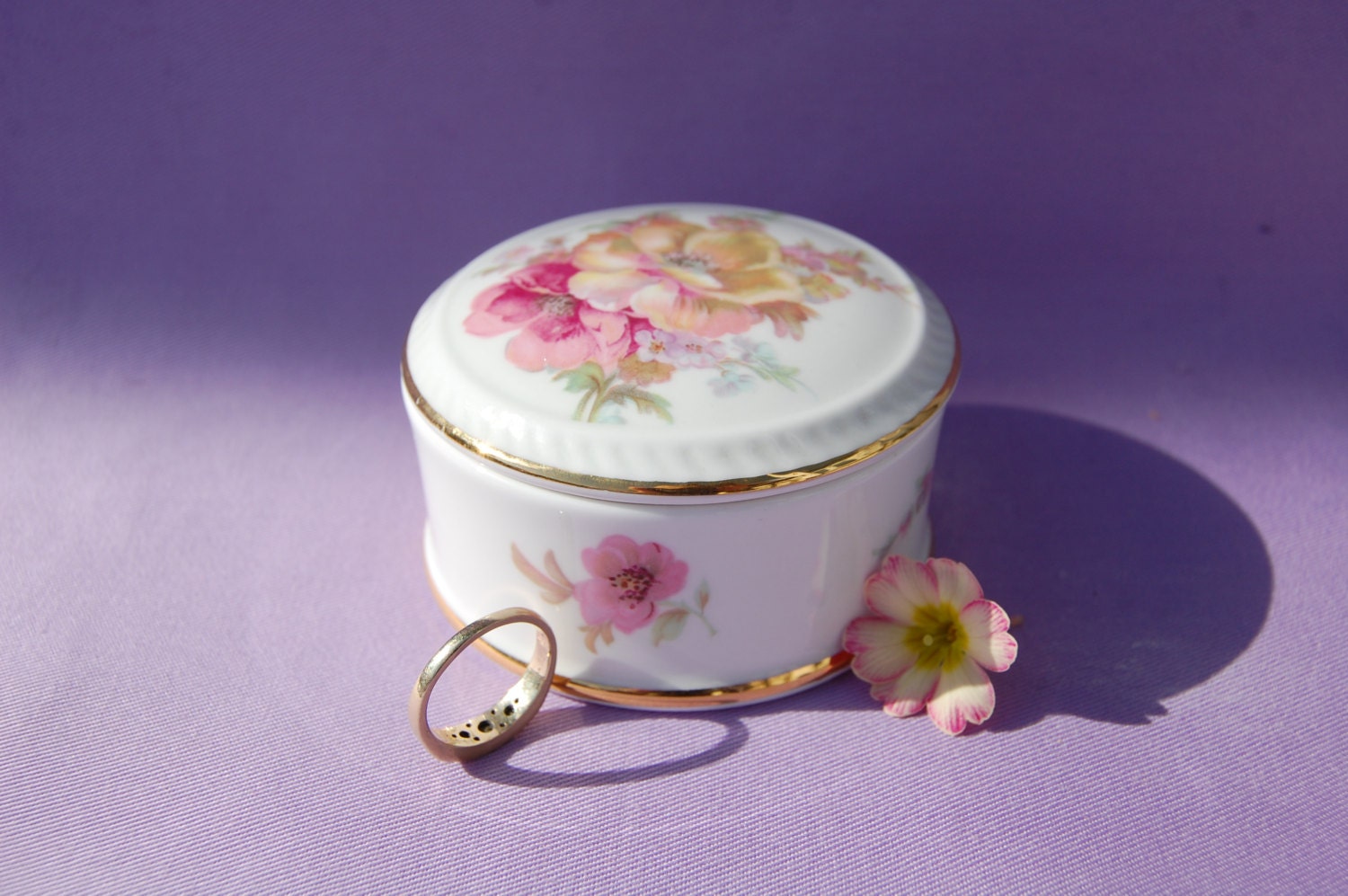 Ring Jewellery Pot  Vanity Table Decor Vintage English Bone China Collectible