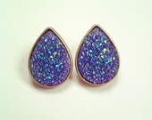 Geode post earrings, geode earrings, post earring, blue earrings, tear drop earrings, druzy earrings, agate earrings