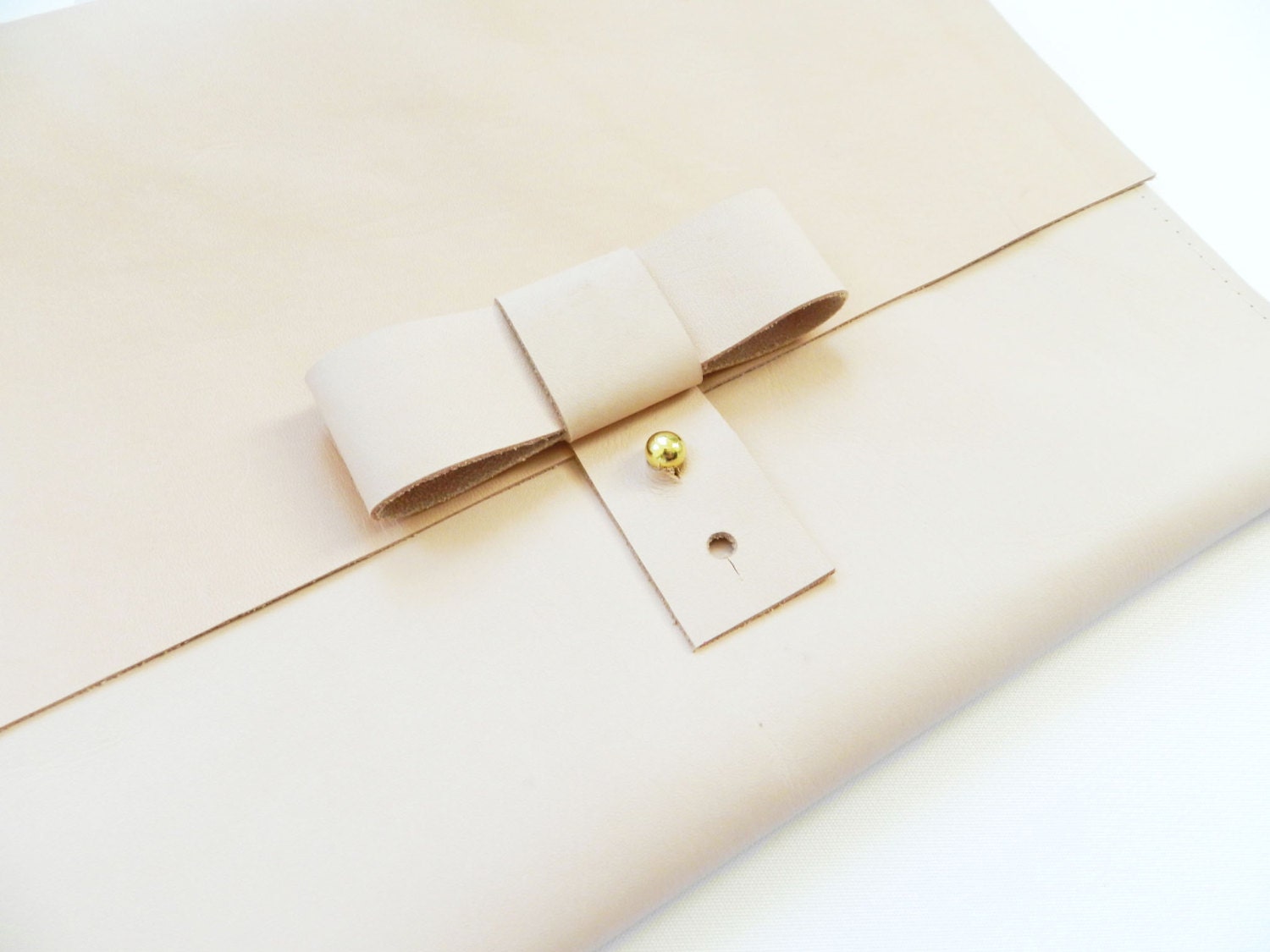 Proper Clutch / iPad Case - Bow Tab