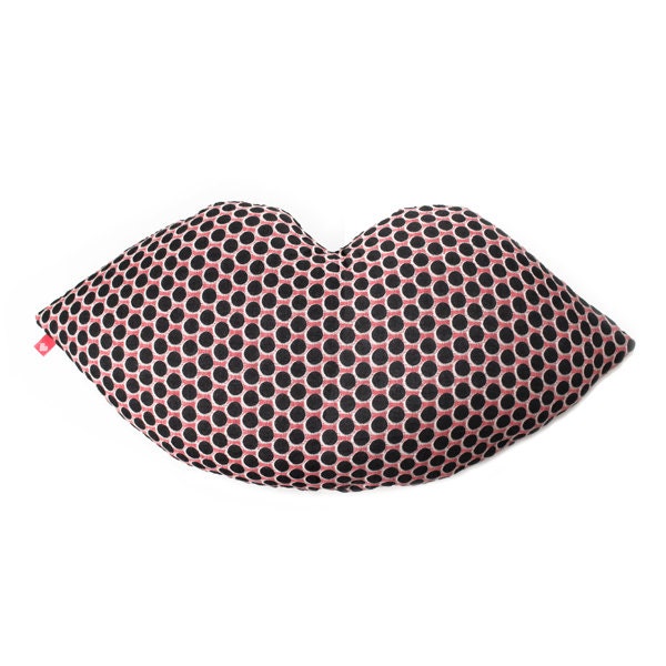 Pillow Kiss Kiss