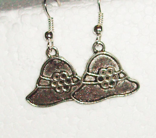 Lovely antique silver hat flower tiny charm earrings- affordable gift