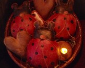 Primitive Valentine "Love bug" ladybug bowl fillers