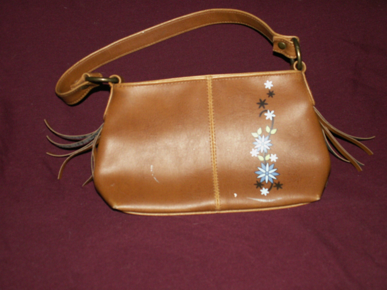 Leather handbag purse clutch 1960-1970 flower pattern fringe shabby chic
