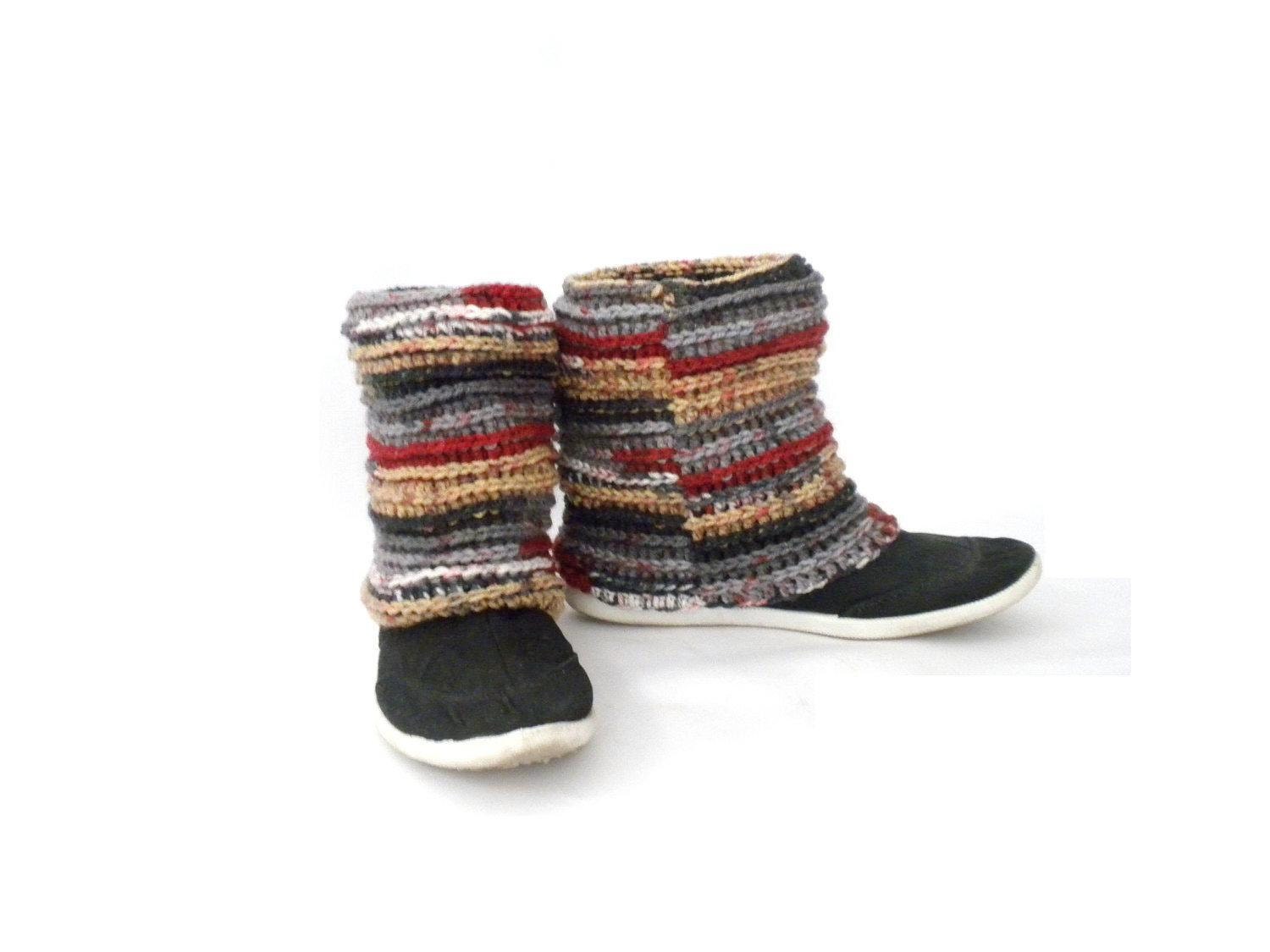 Pippi's Light Brown, Black, Red, Greys SHORT Leg Warmers, Crochet, Reversible, Winter Fashion, Warm Cozy, Womens, Gifts for Her, Stripes