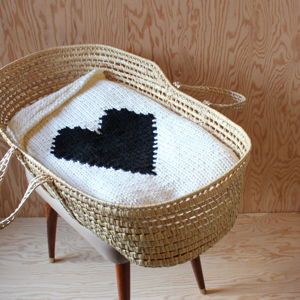 Knitted Heart Baby or Lap/Throw Blanket