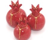 Table decoration, red pomegranates home decor, prosperity symbol, Polymer clay Pomegranates set  in red and shiny gold, Rosh hashanah gift