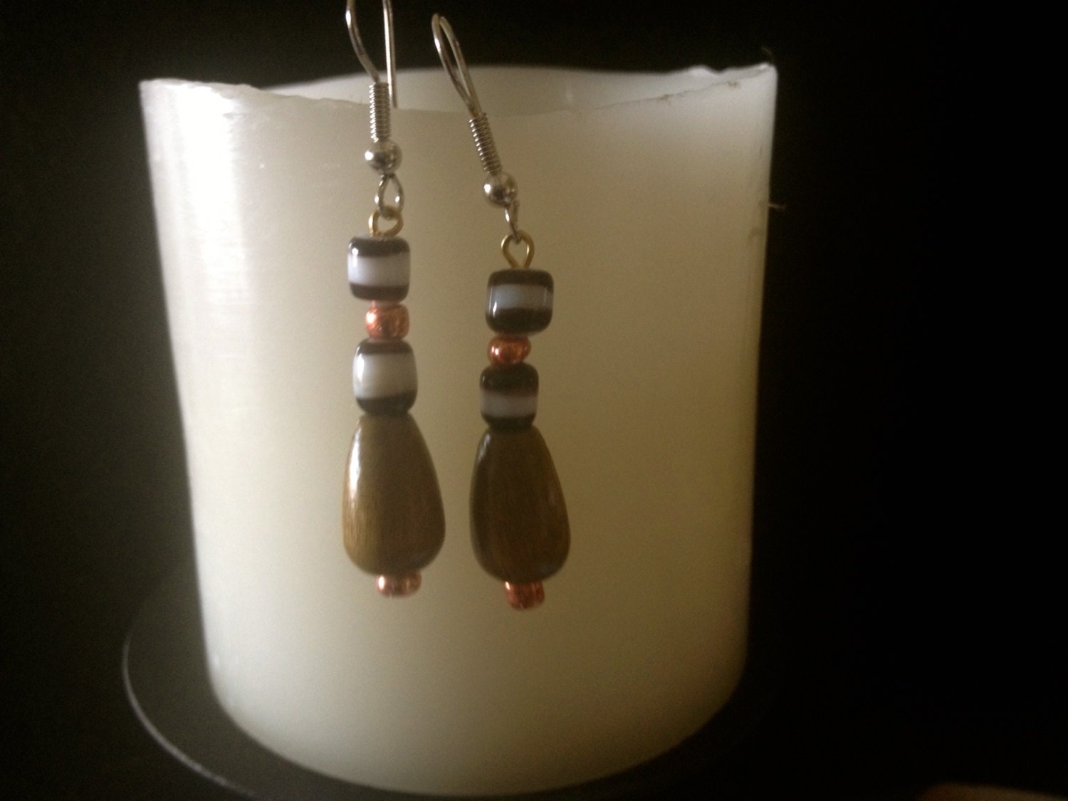 Earth wood teardrops earrings copper in tribal print beading