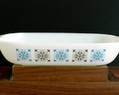 JAJ Pyrex: "Chelsea" rectangular casserole dish (circa 1968)