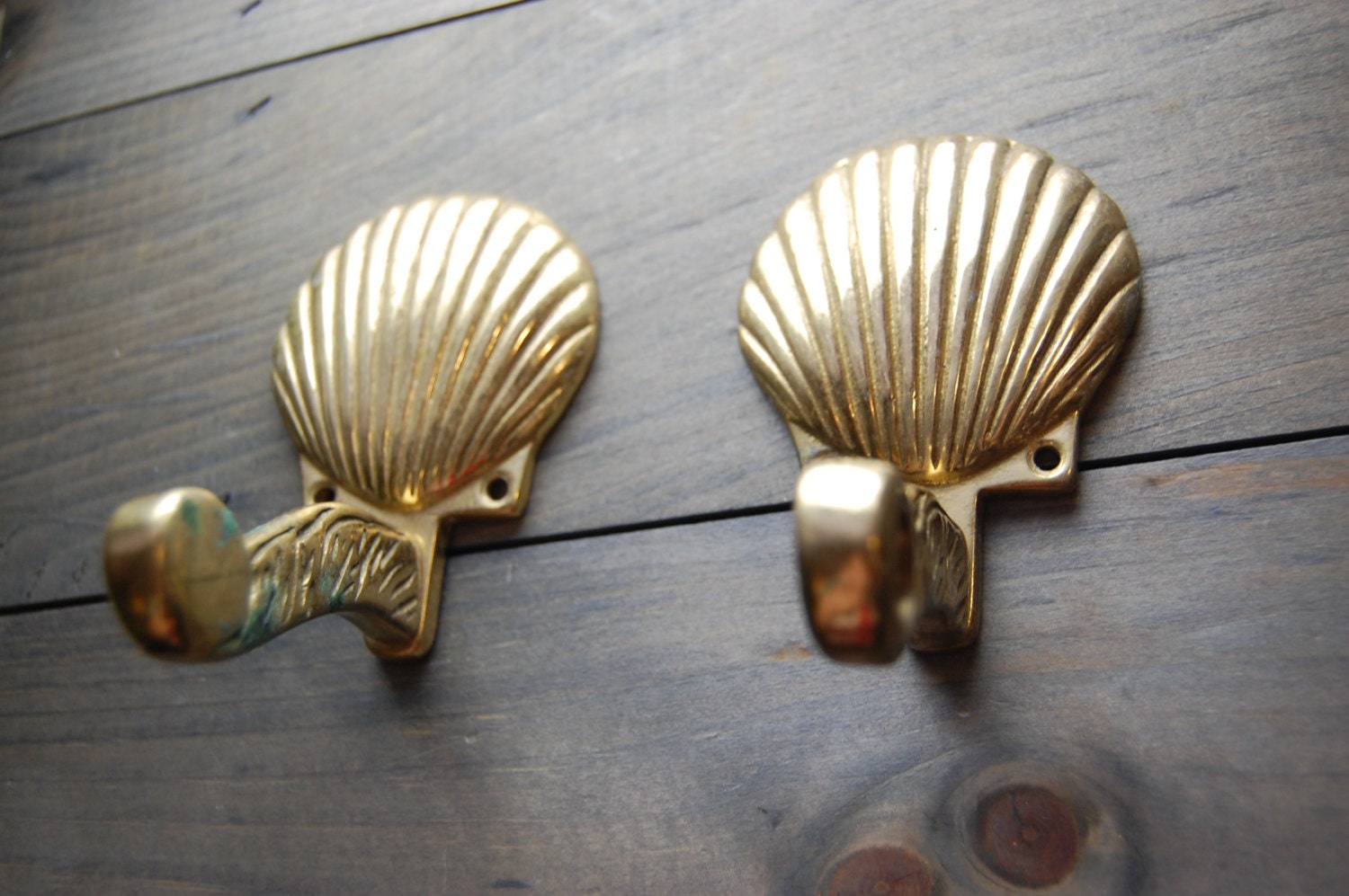 Set of 2 Vintage Brass Sea Shell Wall Hooks Towel Bar