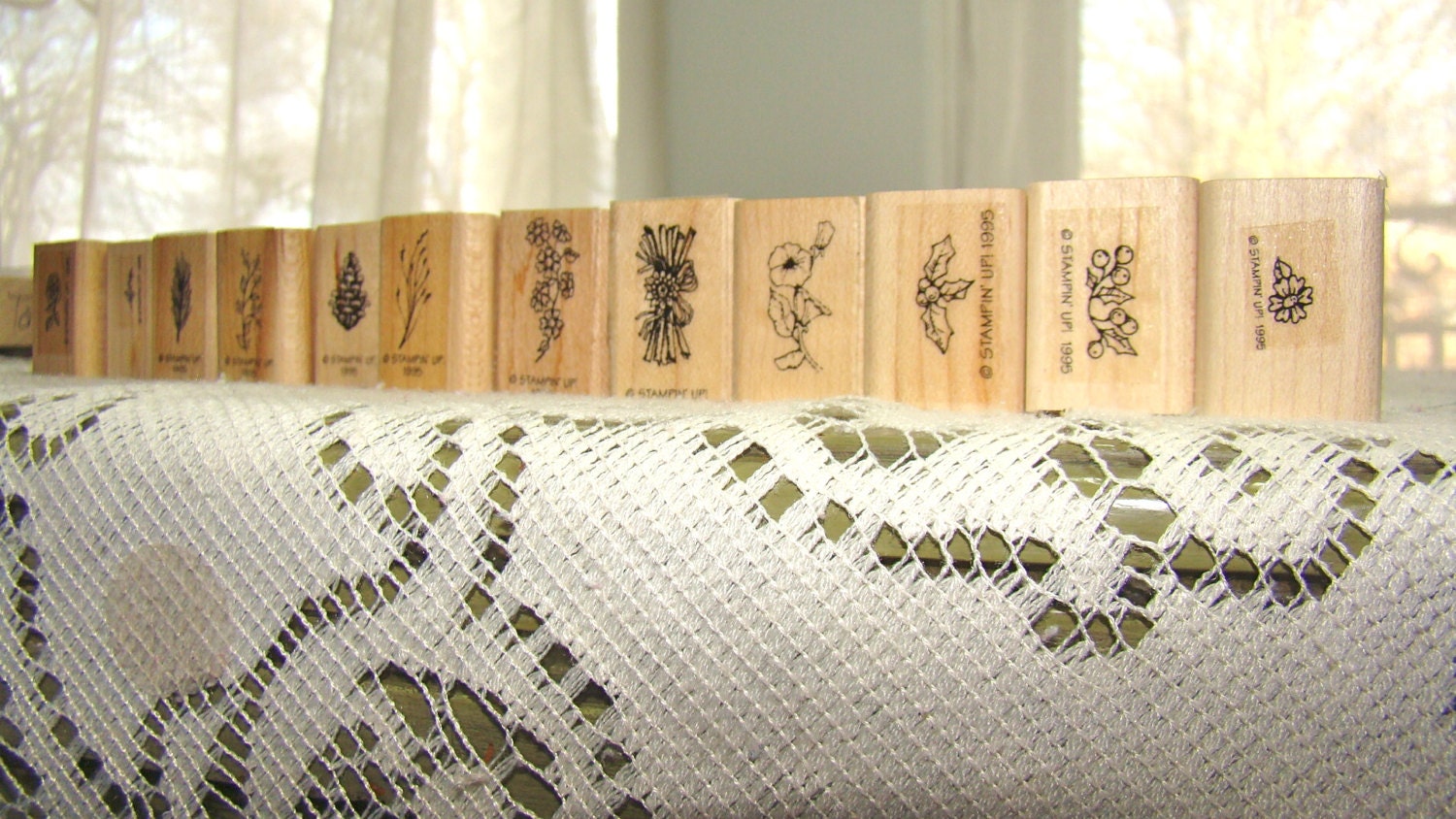 Tiny Wood Stamp Collection. 12 Stampin Up 1995 Wood-Backed Floral/Woodland Rubber Stamps.