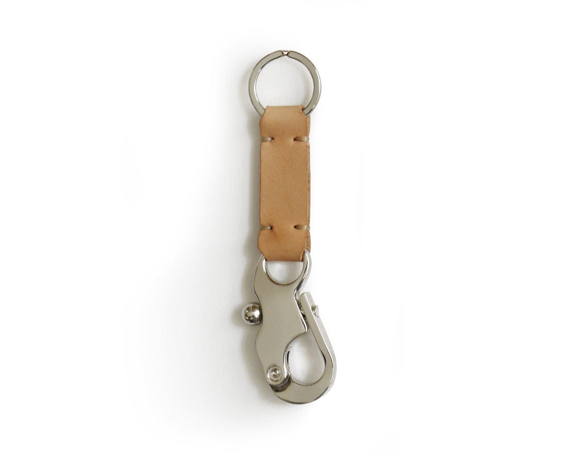 Pin-Lock Leather Keychain--Natural Veg-tan - BasAder 16 Fathers Day Gift Ideas for the Man Cave