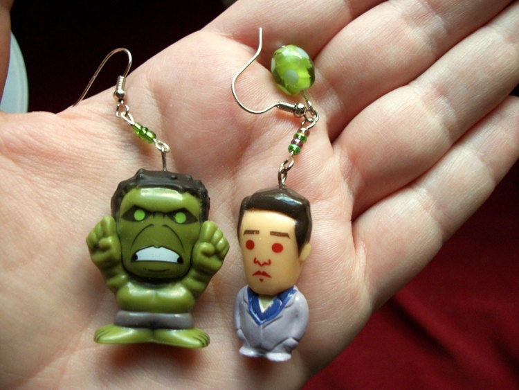 Avengers Chibi Earrings - The Hulk