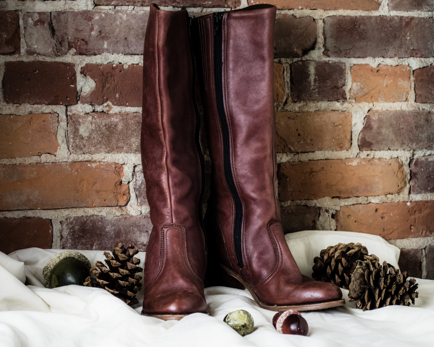 Vintage 1970s Dexter Tall Leather Boots Size 8 Women's Burgandy / Maroon / Oxblood / Brown
