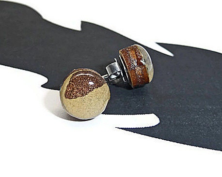 Round wooden stud post earrings khaki green and brown glitter asymmetrical design handmade